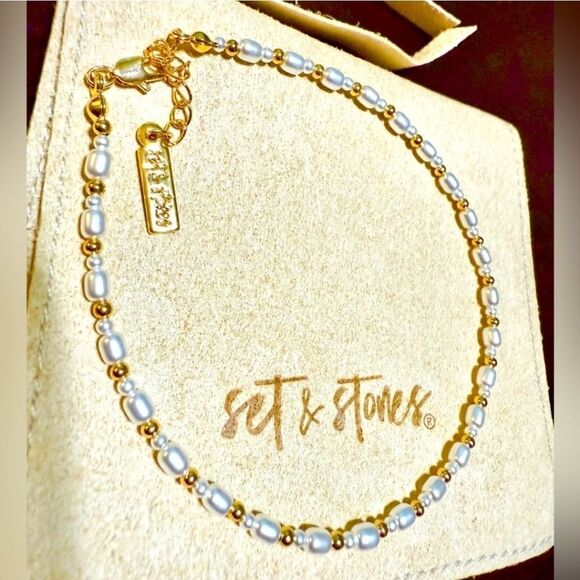 Set & Stones. Shelly Anklet - Picture 2 of 7